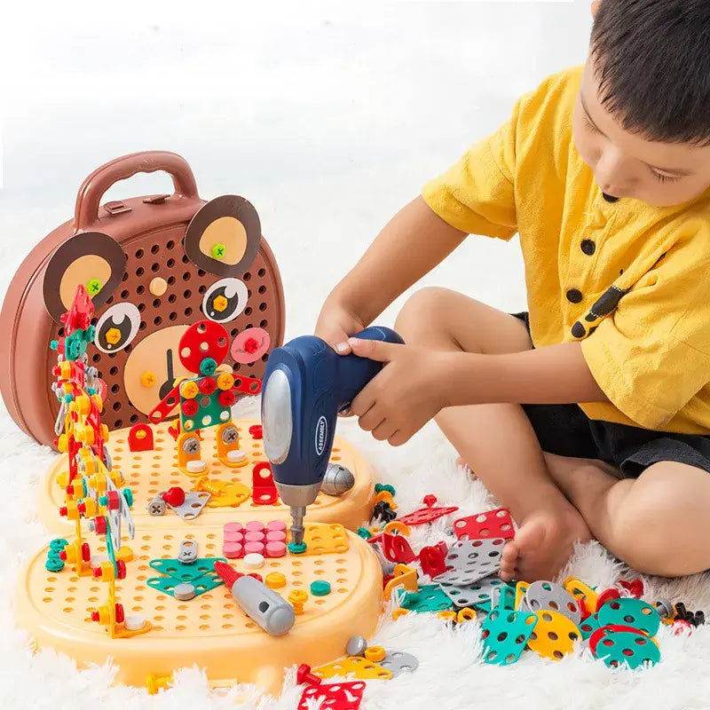 ScrewPlay™ – Interactive Puzzle Set